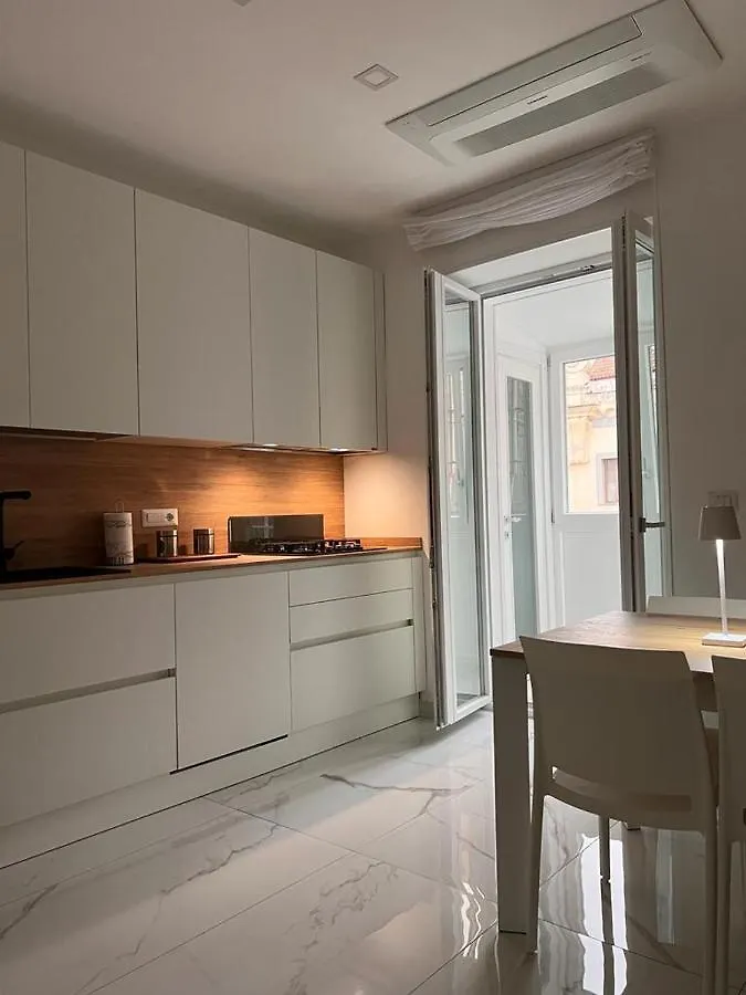 Duel Smart Home Toledo Naples 0*,